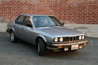BMW_325_1987_E30.jpg